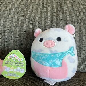 5” pig squishmallow